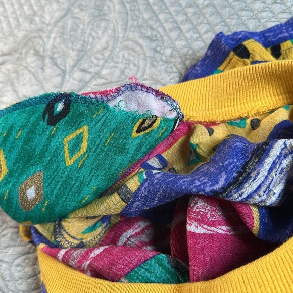 Chic Yellow and Pink Suit Jacket for a Stylish Look  Vintage 80” - Picture 4 of 8